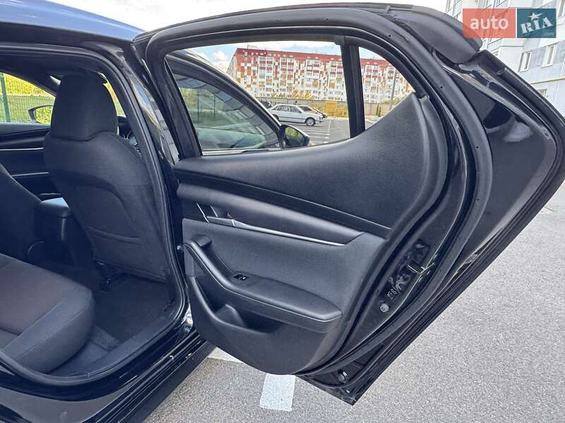 Хэтчбек Mazda 3 2022 в Харькове