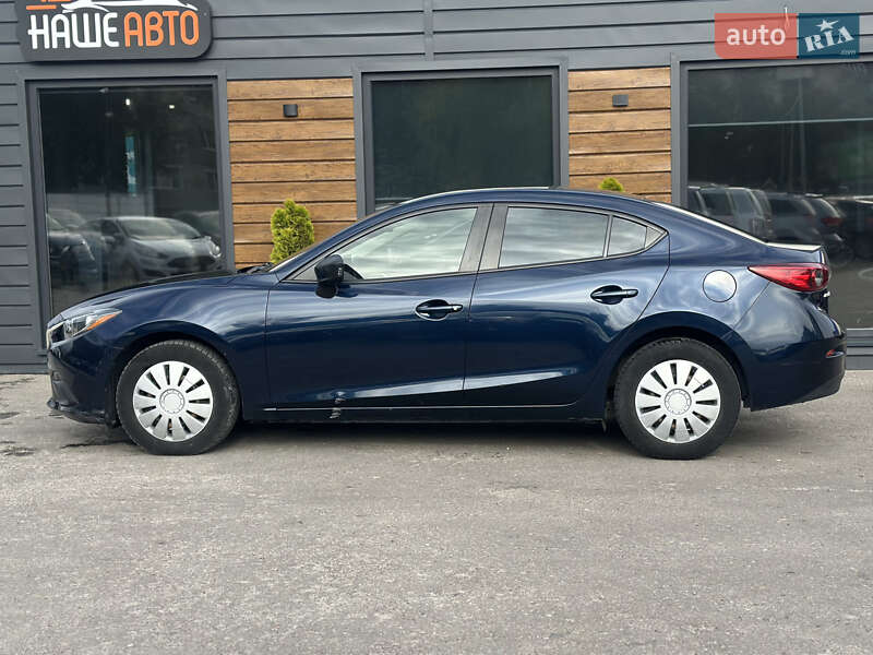 Седан Mazda 3 2014 в Шептицькому