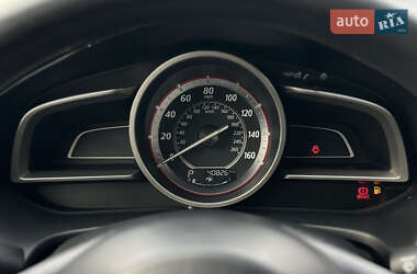 Седан Mazda 3 2014 в 