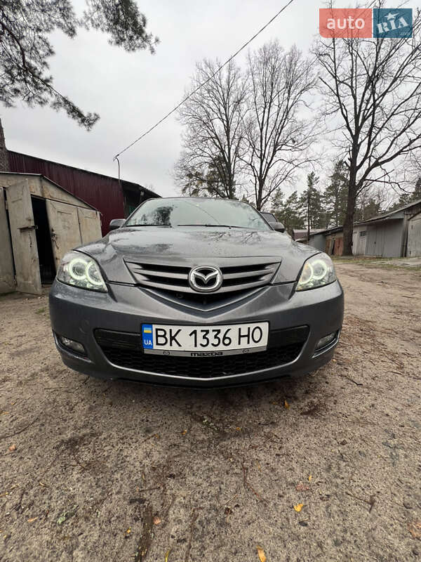 Хэтчбек Mazda 3 2007 в Радомышле