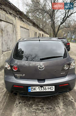 Хэтчбек Mazda 3 2007 в 