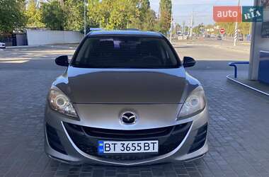 Седан Mazda 3 2010 в 