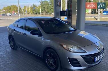 Седан Mazda 3 2010 в 