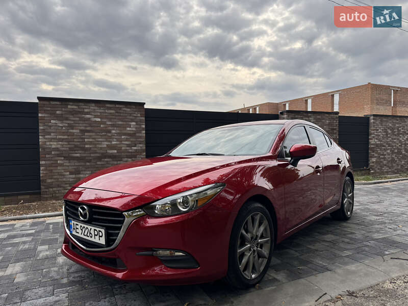 Седан Mazda 3 2018 в Харькове