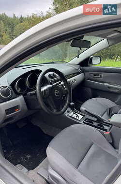 Хетчбек Mazda 3 2007 в  фото 10 Хетчбек Mazda 3 2007 в
