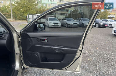 Седан Mazda 3 2006 в 