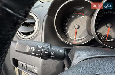 Седан Mazda 3 2006 в 