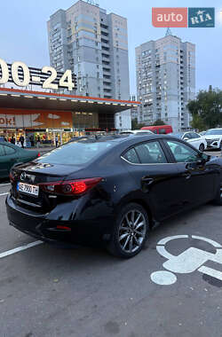 Седан Mazda 3 2018 в 
