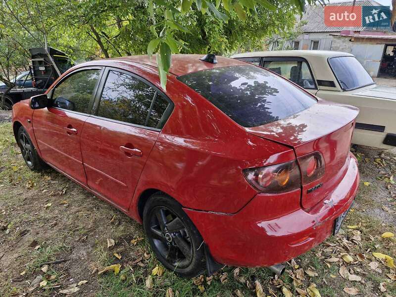 Седан Mazda 3 2004 в Киеве