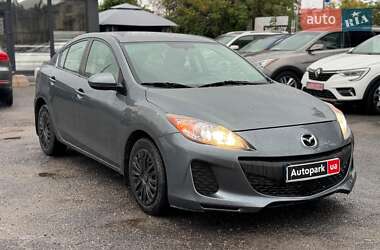 Седан Mazda 3 2012 в 