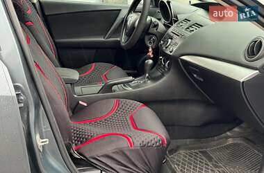Седан Mazda 3 2012 в 