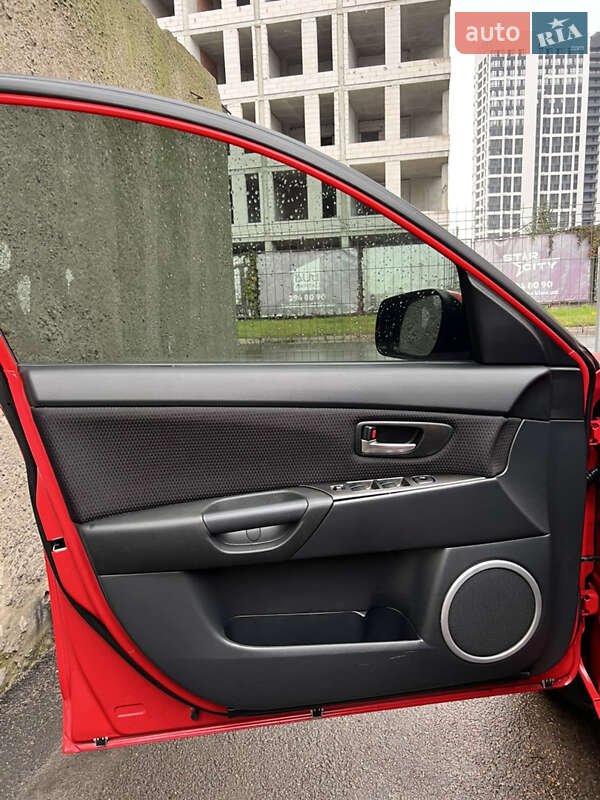 Седан Mazda 3 2008 в Киеве