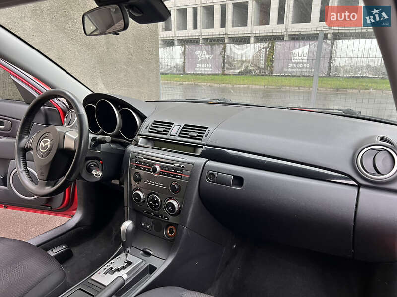 Седан Mazda 3 2008 в Киеве