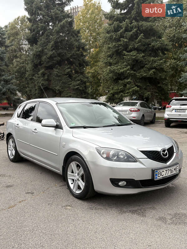 Хэтчбек Mazda 3 2006 в Днепре