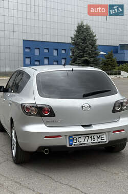 Хэтчбек Mazda 3 2006 в 