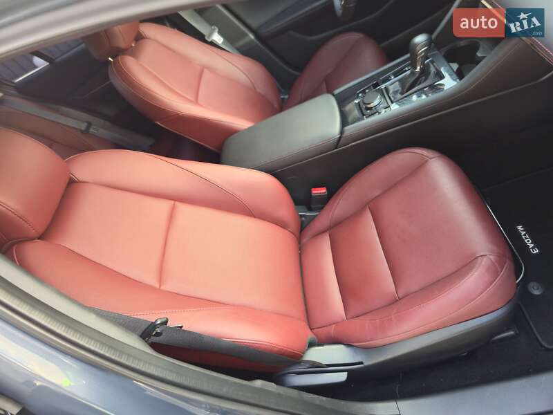 Седан Mazda 3 2023 в Днепре фото 23 Седан Mazda 3 2023 в Днепре