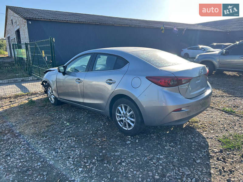 Седан Mazda 3 2016 в Черкассах