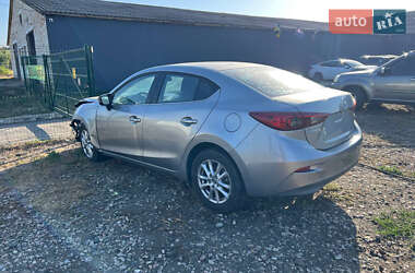 Седан Mazda 3 2016 в 