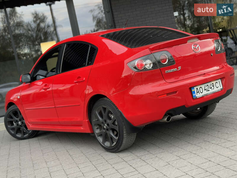 Седан Mazda 3 2007 в Ужгороде