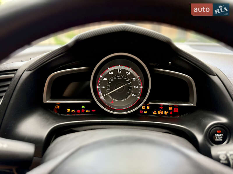 Седан Mazda 3 2013 в Ивано-Франковске