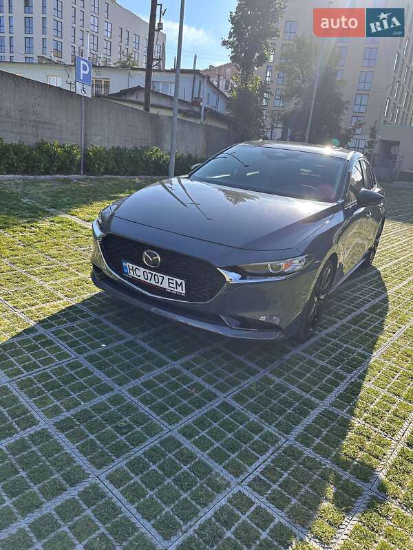 Седан Mazda 3 2023 в 