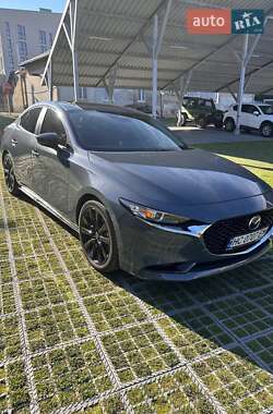 Седан Mazda 3 2023 в 