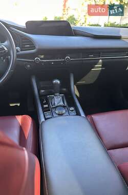 Седан Mazda 3 2023 в 