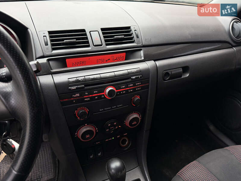 Седан Mazda 3 2005 в Черкассах