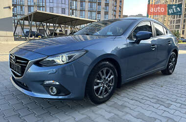 Седан Mazda 3 2015 в 