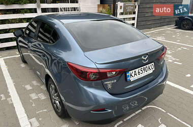Седан Mazda 3 2015 в 