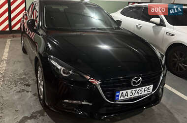 Седан Mazda 3 2016 в 