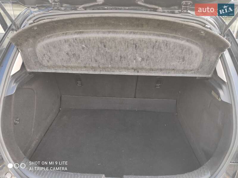 Хэтчбек Mazda 3 2006 в Киеве фото 14 Хэтчбек Mazda 3 2006 в Киеве