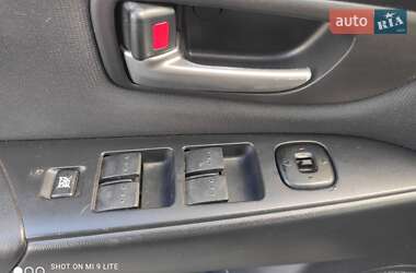 Хэтчбек Mazda 3 2006 в 