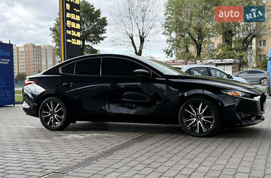 Седан Mazda 3 2019 в  фото 7 Седан Mazda 3 2019 в