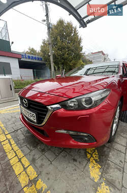 Седан Mazda 3 2017 в 