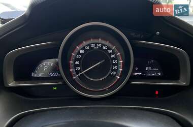 Седан Mazda 3 2014 в 