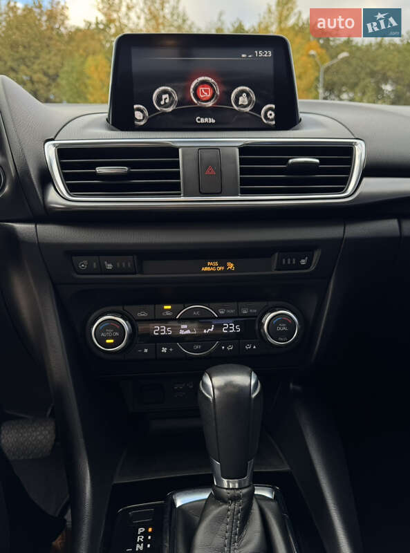 Седан Mazda 3 2017 в Дніпрі фото 18 Седан Mazda 3 2017 в Дніпрі