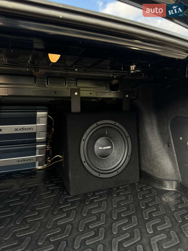 Седан Mazda 3 2017 в Дніпрі фото 28 Седан Mazda 3 2017 в Дніпрі