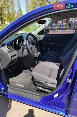 Хэтчбек Mazda 3 2008 в 