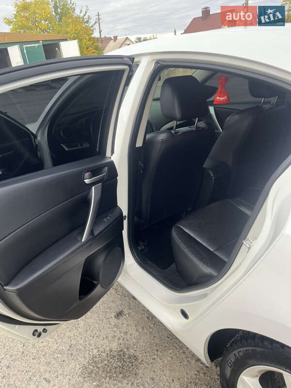 Седан Mazda 3 2011 в Днепре фото 8 Седан Mazda 3 2011 в Днепре