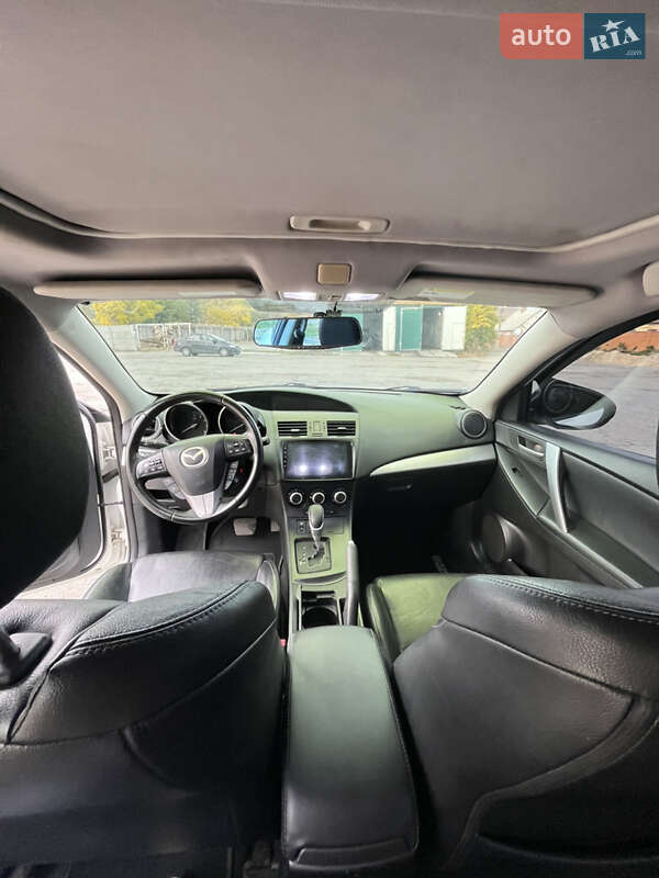 Седан Mazda 3 2011 в Днепре фото 2 Седан Mazda 3 2011 в Днепре
