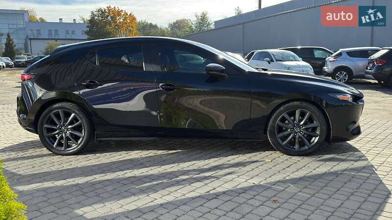 Хэтчбек Mazda 3 2019 в Львове