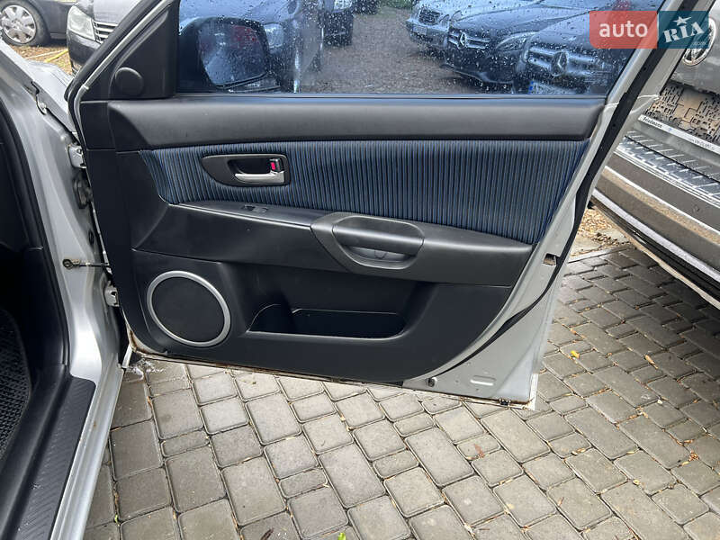 Минивэн Mazda 3 2005 в Залещиках фото 14 Минивэн Mazda 3 2005 в Залещиках