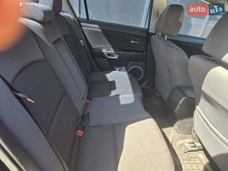 Седан Mazda 3 2009 в Києві