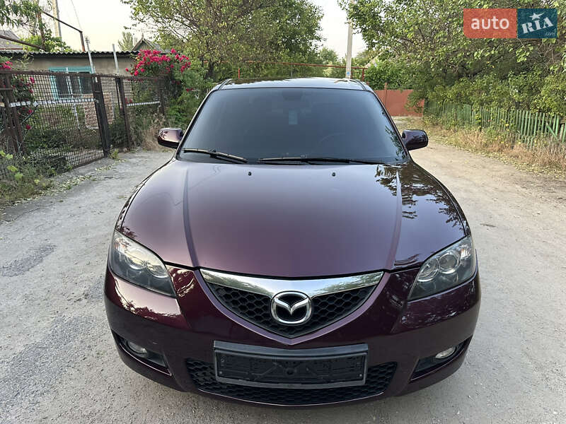 Седан Mazda 3 2006 в Запоріжжі