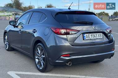Хэтчбек Mazda 3 2017 в 