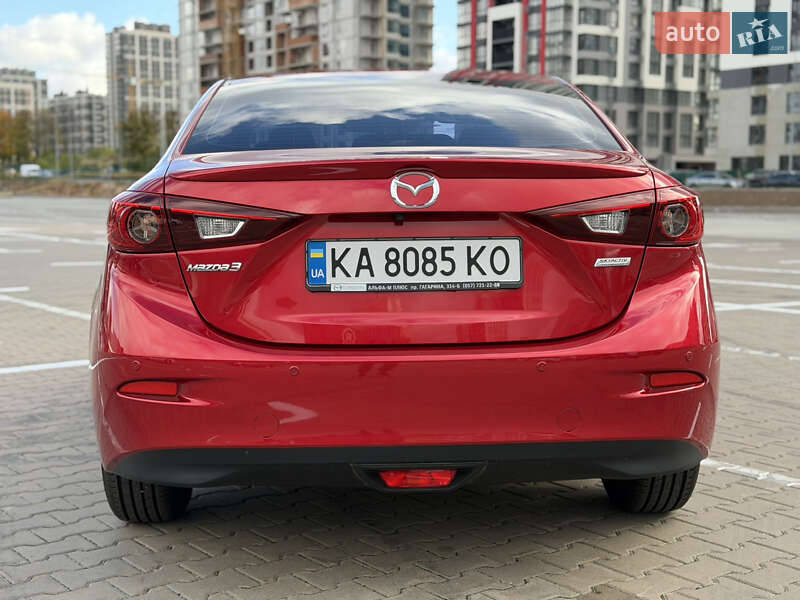 Седан Mazda 3 2017 в Києві