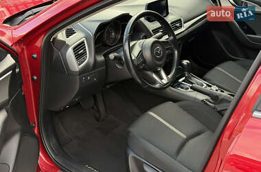 Седан Mazda 3 2017 в 