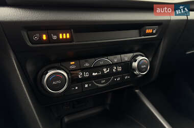 Седан Mazda 3 2017 в 