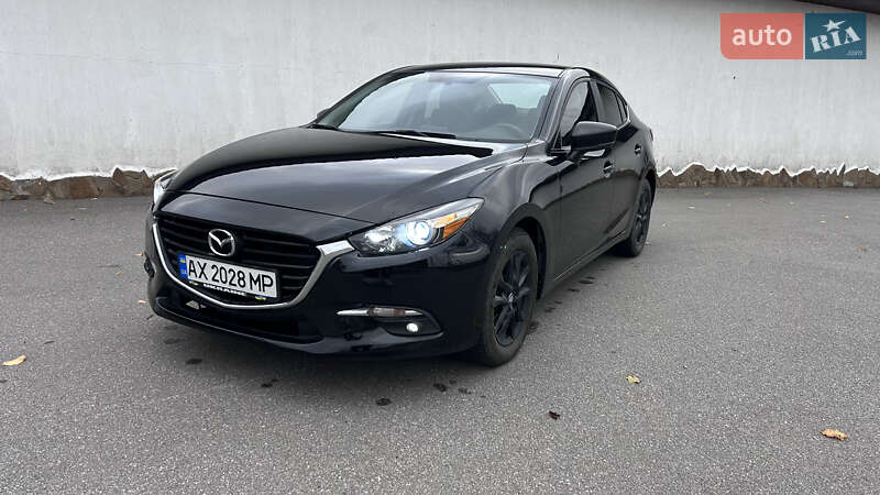 Седан Mazda 3 2017 в 